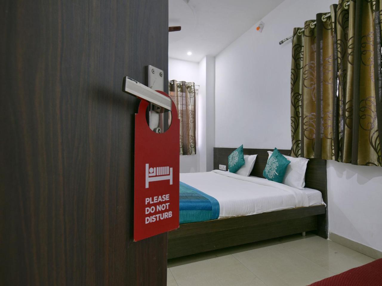 Oyo 9969 Hotel Kshipra Dham Ujjain Exterior photo