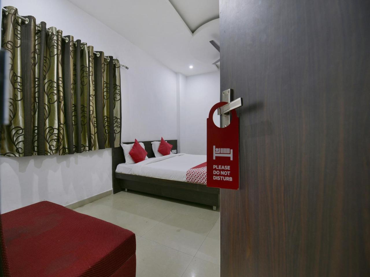 Oyo 9969 Hotel Kshipra Dham Ujjain Exterior photo