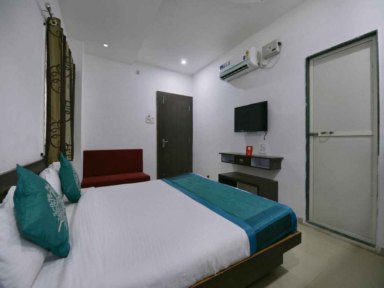 Oyo 9969 Hotel Kshipra Dham Ujjain Exterior photo