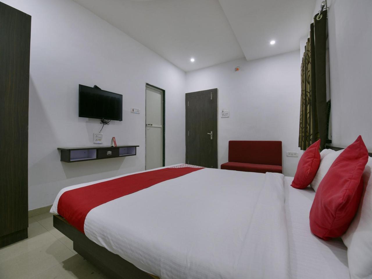 Oyo 9969 Hotel Kshipra Dham Ujjain Exterior photo