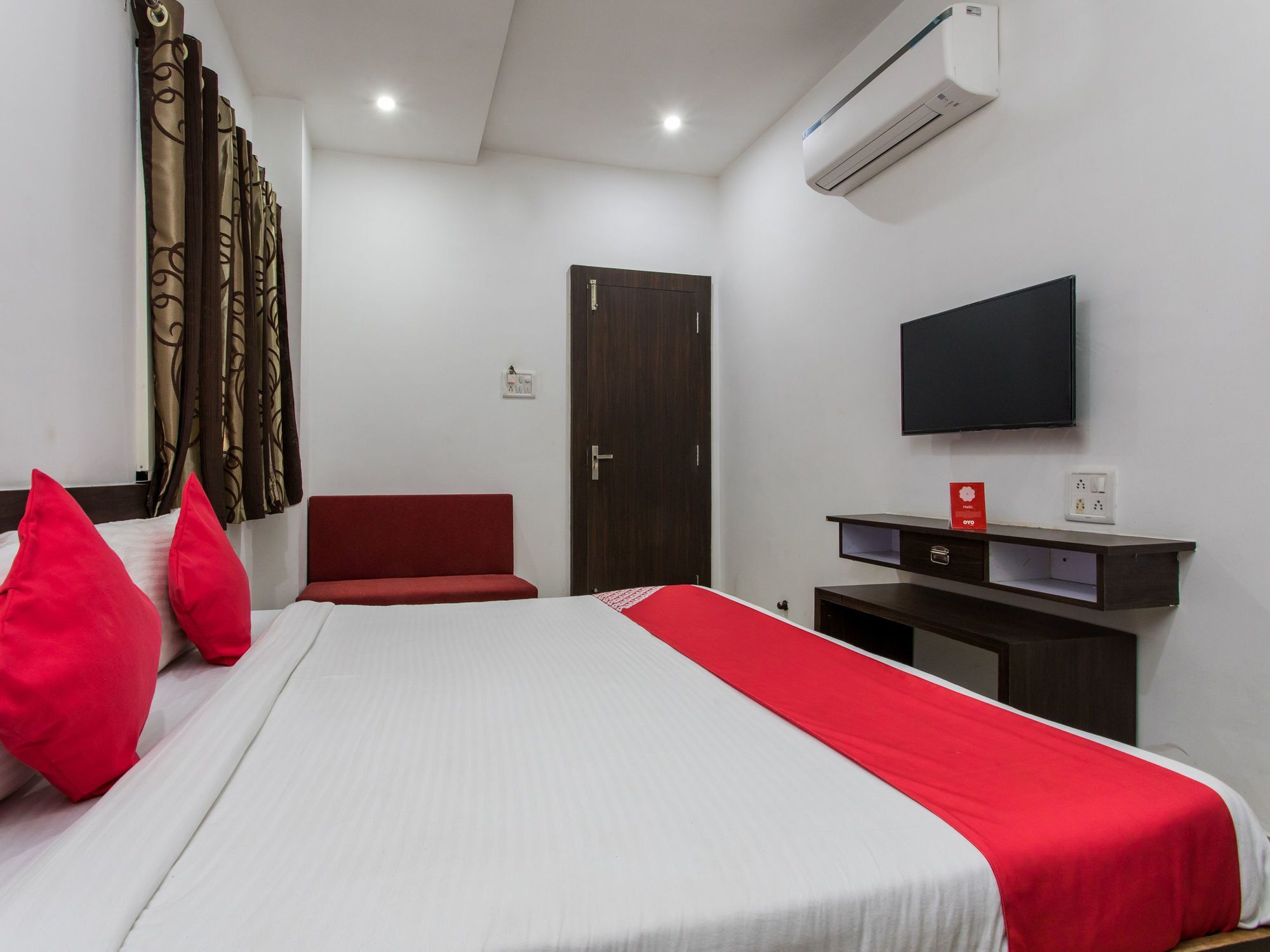Oyo 9969 Hotel Kshipra Dham Ujjain Exterior photo